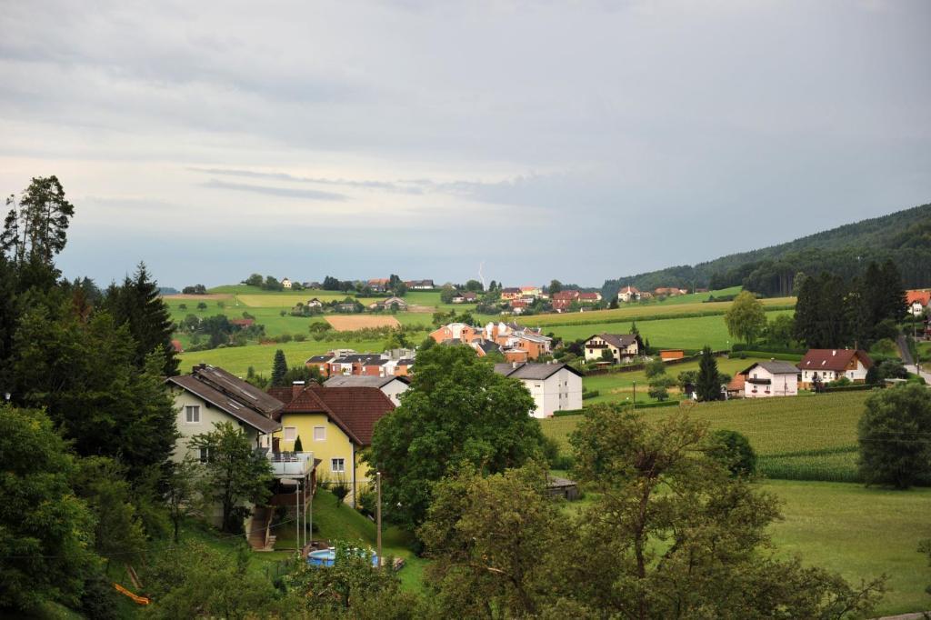 Gasthaus - Gaestehaus Schusterbauer Rein Bilik gambar